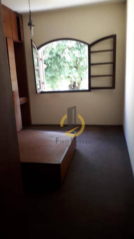 Sobrado à venda com 5 quartos, 205m² - Foto 31