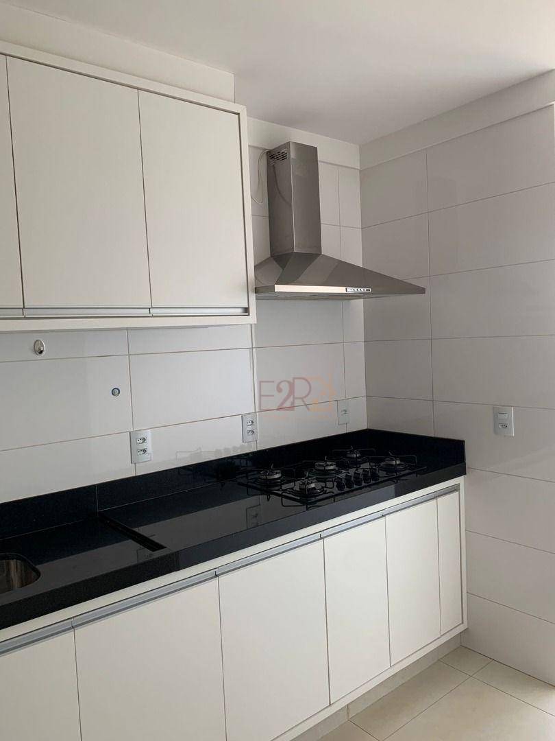 Apartamento à venda com 3 quartos, 115m² - Foto 3