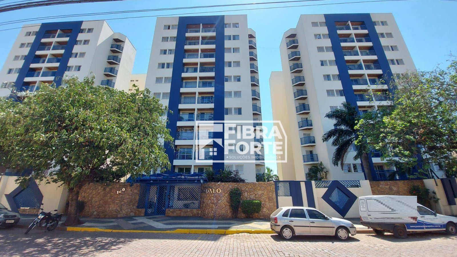 Apartamento à venda com 3 quartos, 85m² - Foto 1