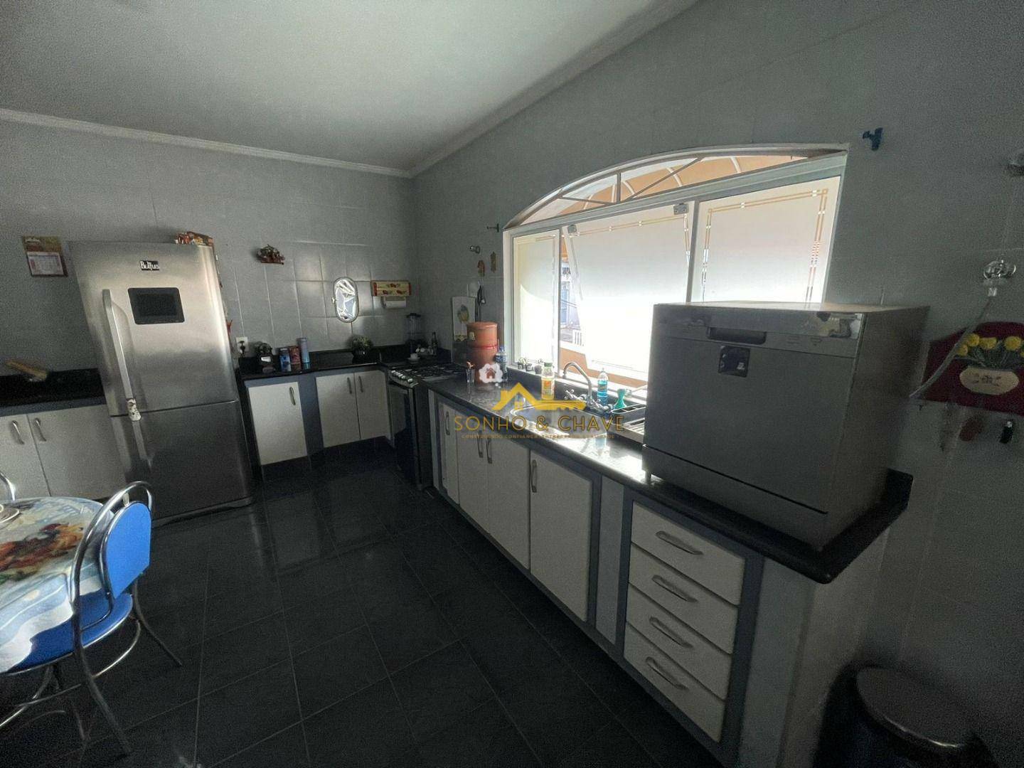 Casa à venda com 3 quartos, 133m² - Foto 16