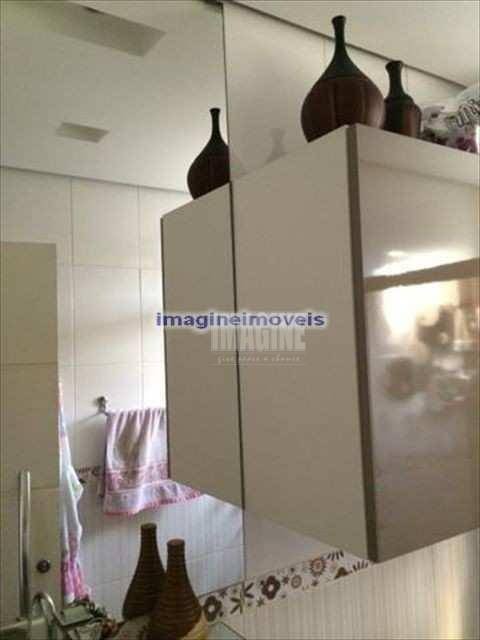 Apartamento à venda com 2 quartos, 48m² - Foto 17