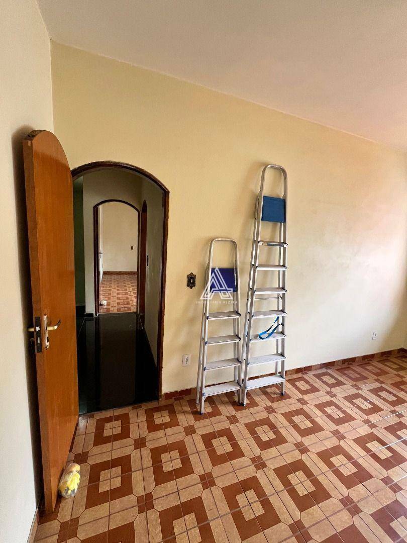 Sobrado à venda com 4 quartos, 182m² - Foto 82