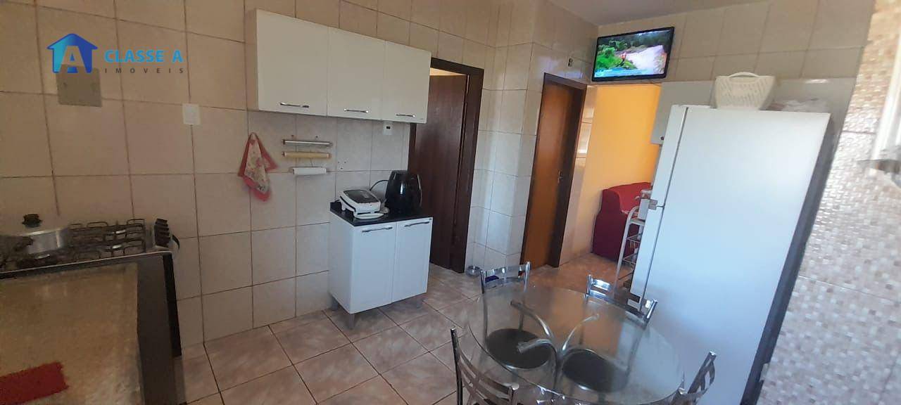 Casa à venda com 3 quartos, 99m² - Foto 14