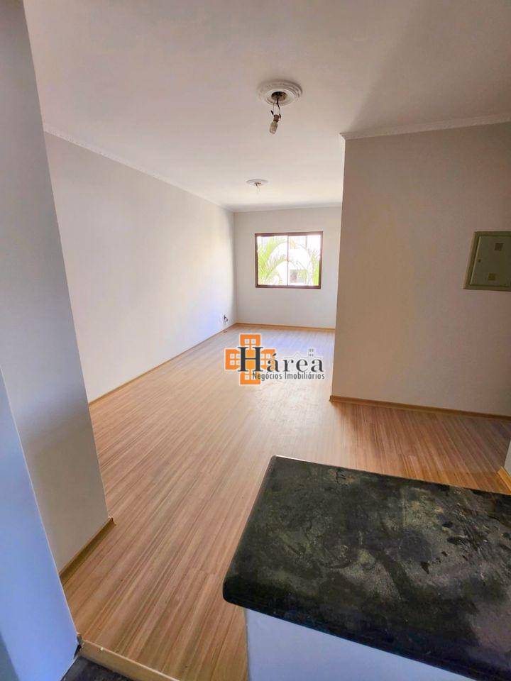Apartamento à venda com 2 quartos, 64m² - Foto 8