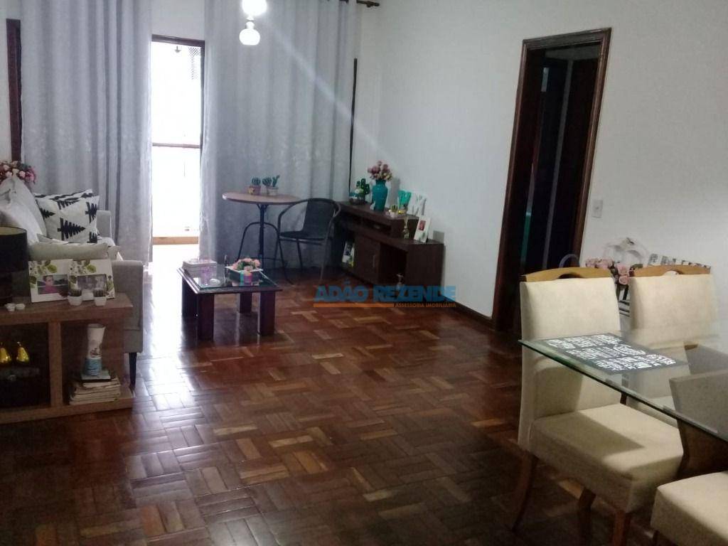 Apartamento à venda com 2 quartos, 81m² - Foto 1