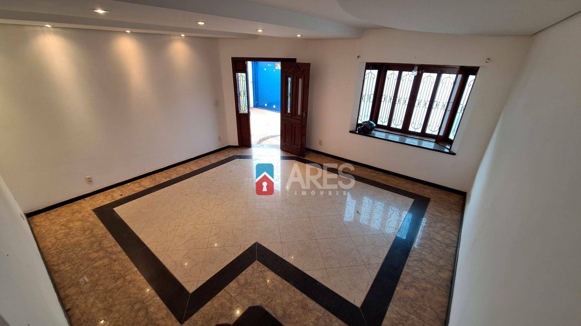 Casa para alugar com 3 quartos, 400m² - Foto 6