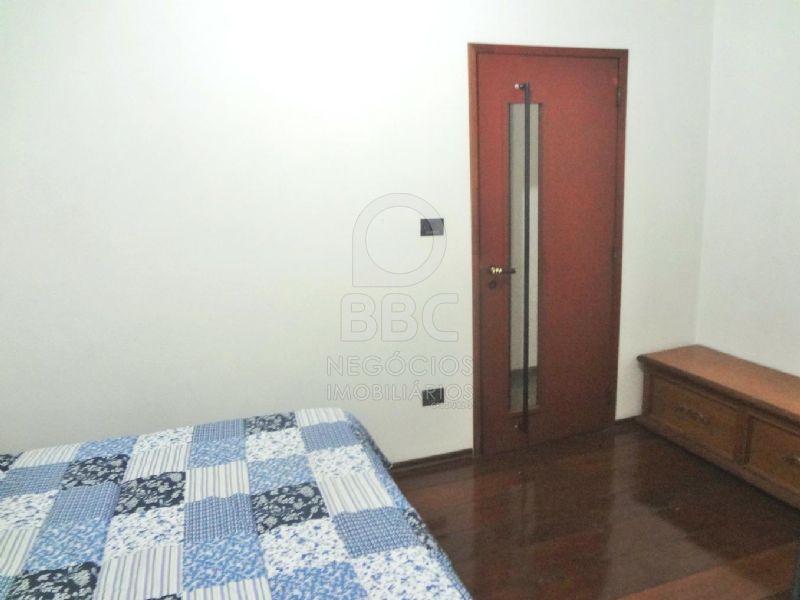 Sobrado à venda com 3 quartos, 380m² - Foto 26