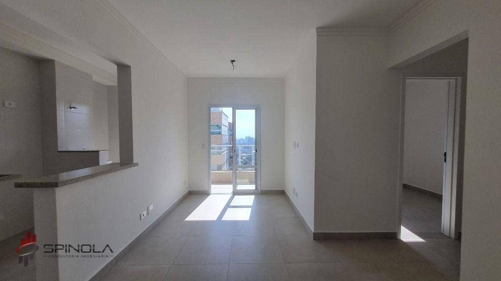 Apartamento à venda com 2 quartos, 62m² - Foto 2