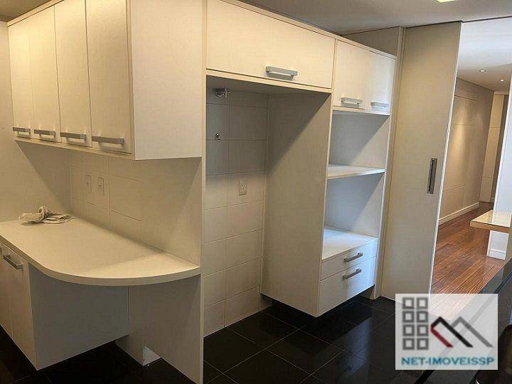 Apartamento à venda com 3 quartos, 192m² - Foto 11