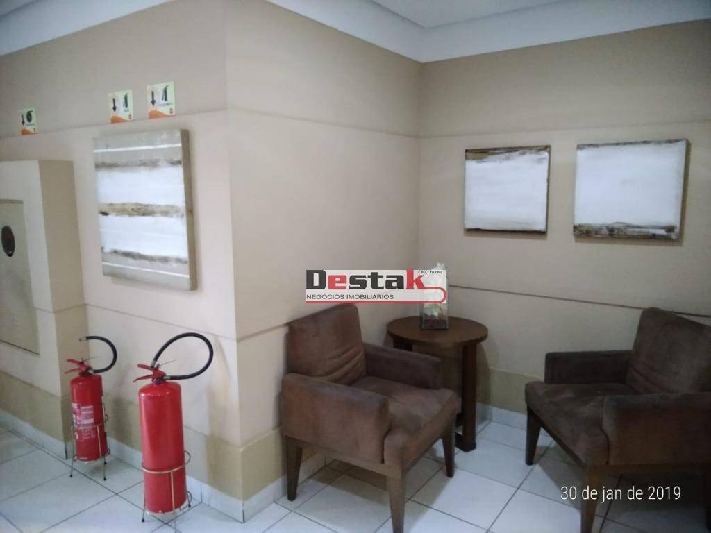 Apartamento à venda com 3 quartos, 64m² - Foto 35