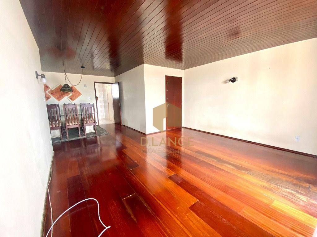 Apartamento à venda com 3 quartos, 140m² - Foto 4