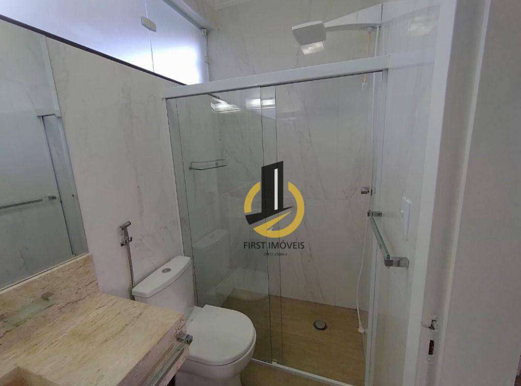 Sobrado à venda com 2 quartos, 220m² - Foto 35