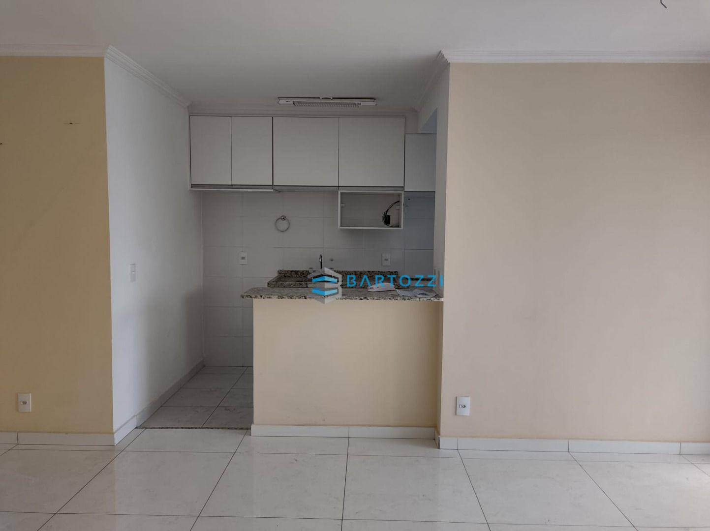 Apartamento à venda com 2 quartos, 63m² - Foto 4