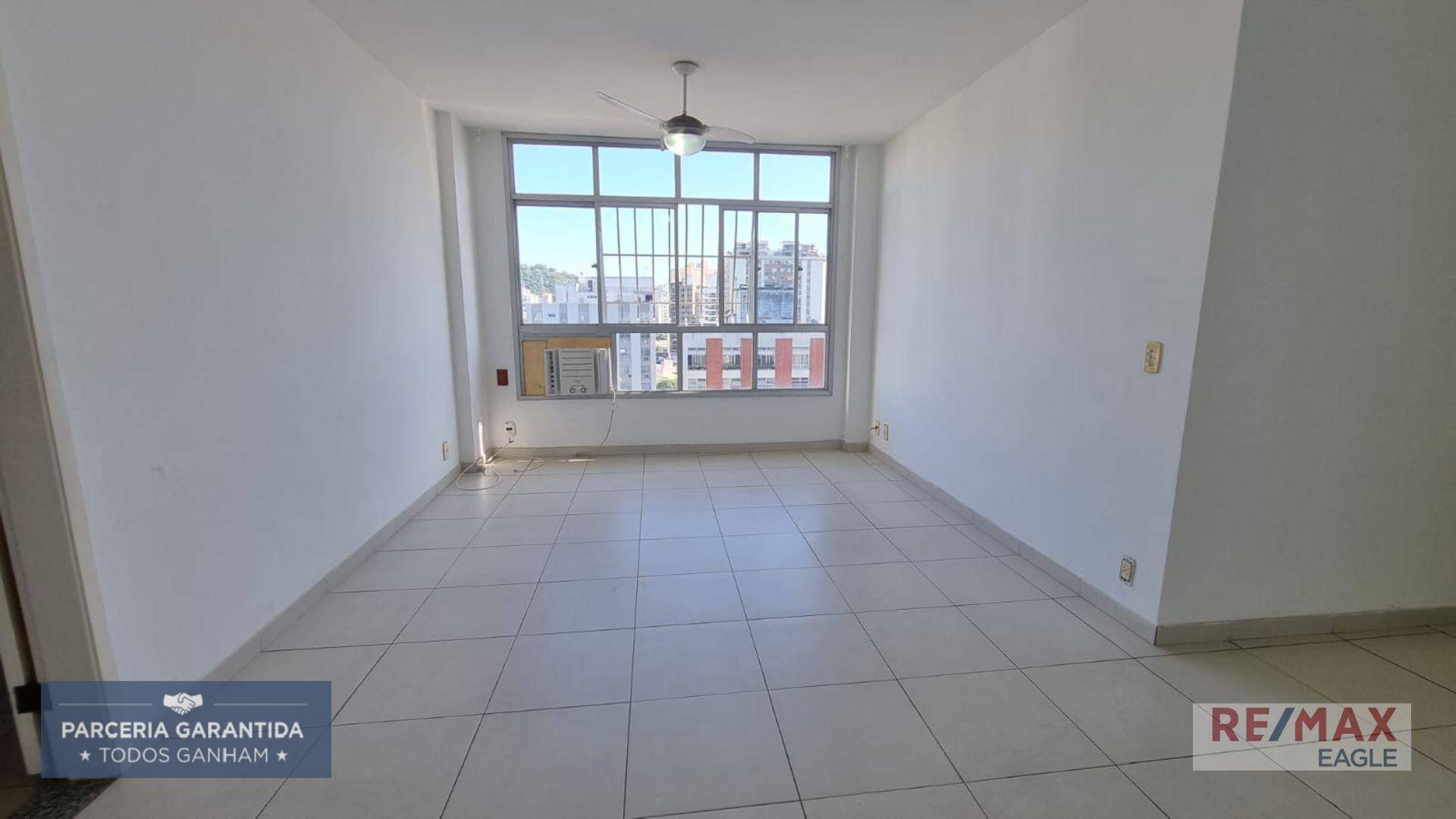 Apartamento para alugar com 2 quartos, 118m² - Foto 2