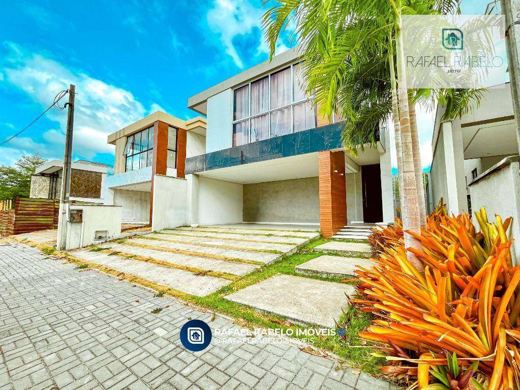 Casa de Condomínio à venda com 4 quartos, 290m² - Foto 2