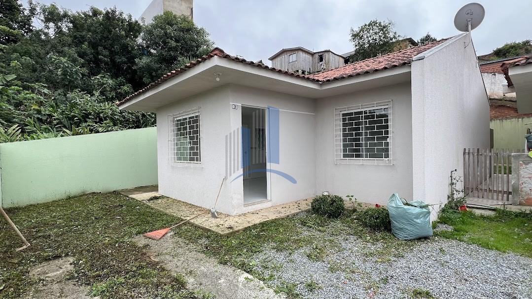Casa à venda com 3 quartos, 52m² - Foto 1