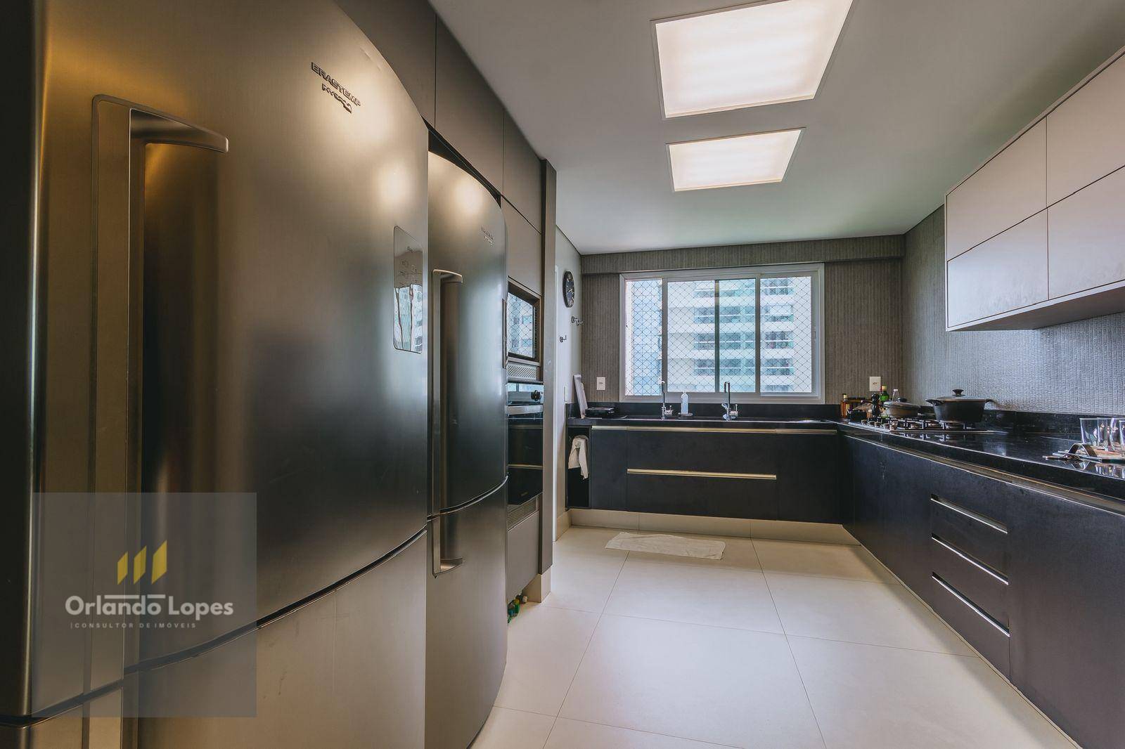 Apartamento à venda com 3 quartos, 258m² - Foto 16