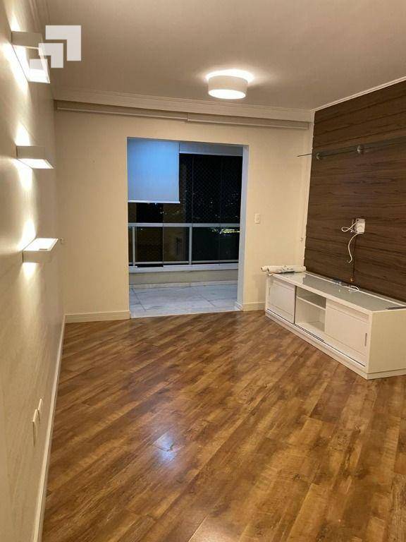 Apartamento à venda com 3 quartos, 85m² - Foto 1