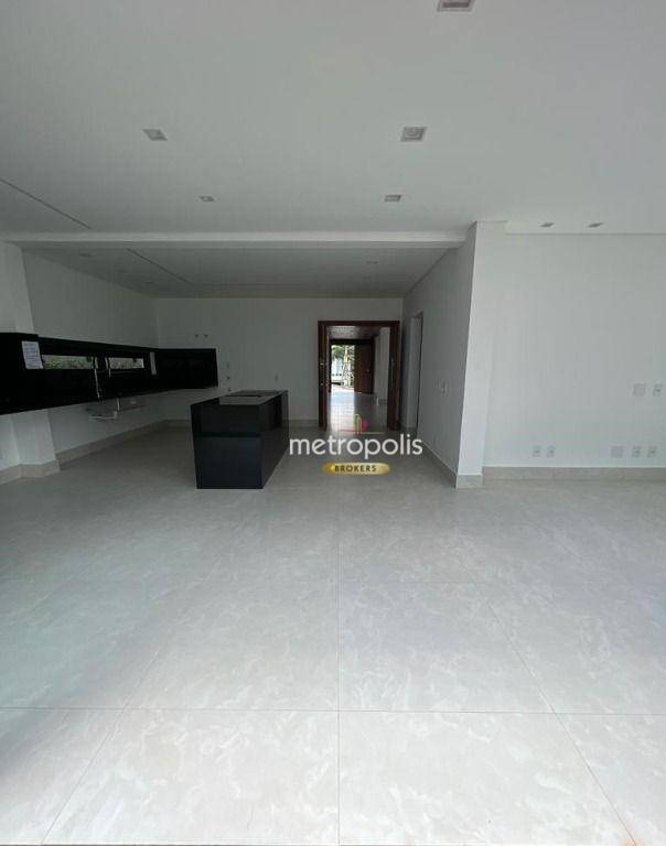 Sobrado à venda com 4 quartos, 400m² - Foto 17