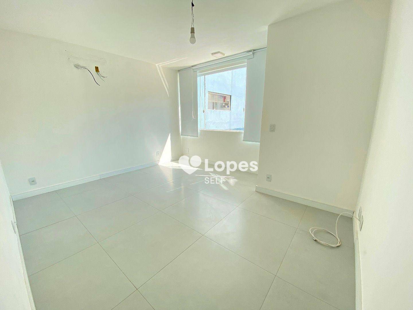 Casa à venda com 7 quartos, 266M2 - Foto 25