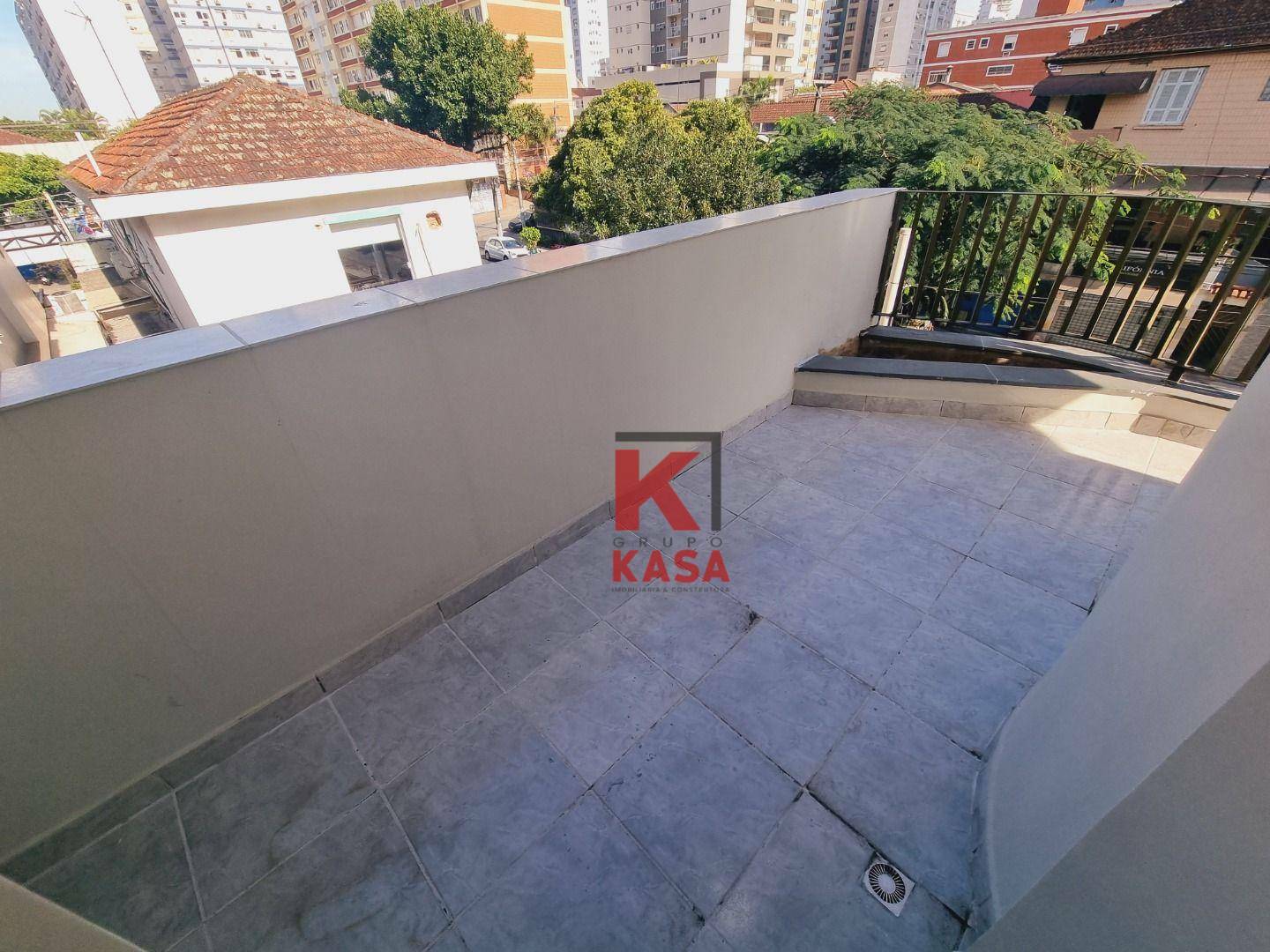 Casa à venda e aluguel com 3 quartos, 339m² - Foto 18