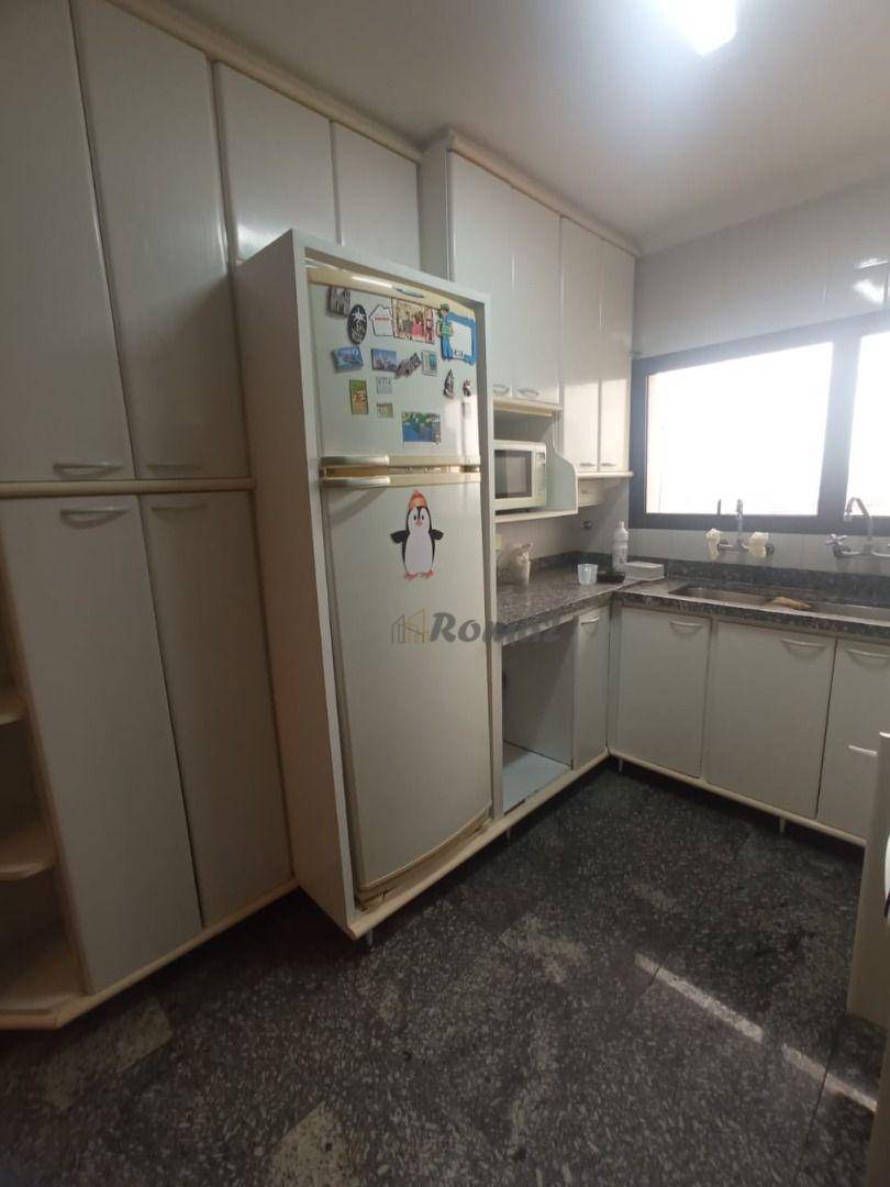 Apartamento à venda e aluguel com 3 quartos, 142m² - Foto 11