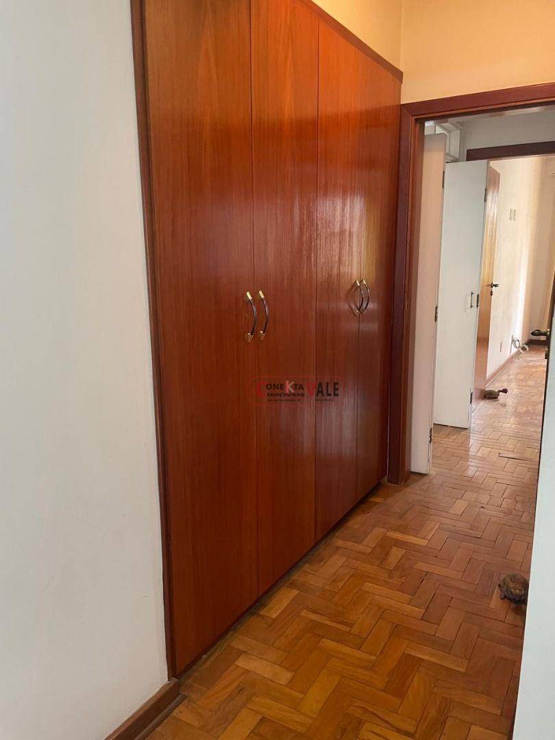 Apartamento à venda com 2 quartos, 110m² - Foto 11