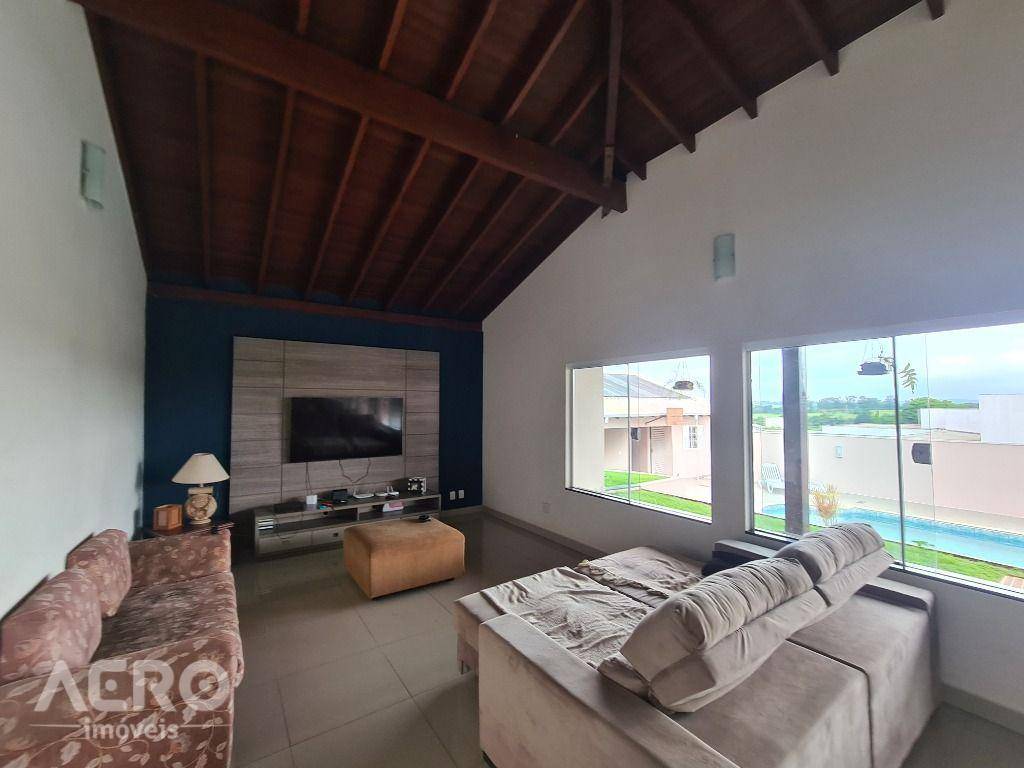 Casa de Condomínio à venda com 4 quartos, 200m² - Foto 22