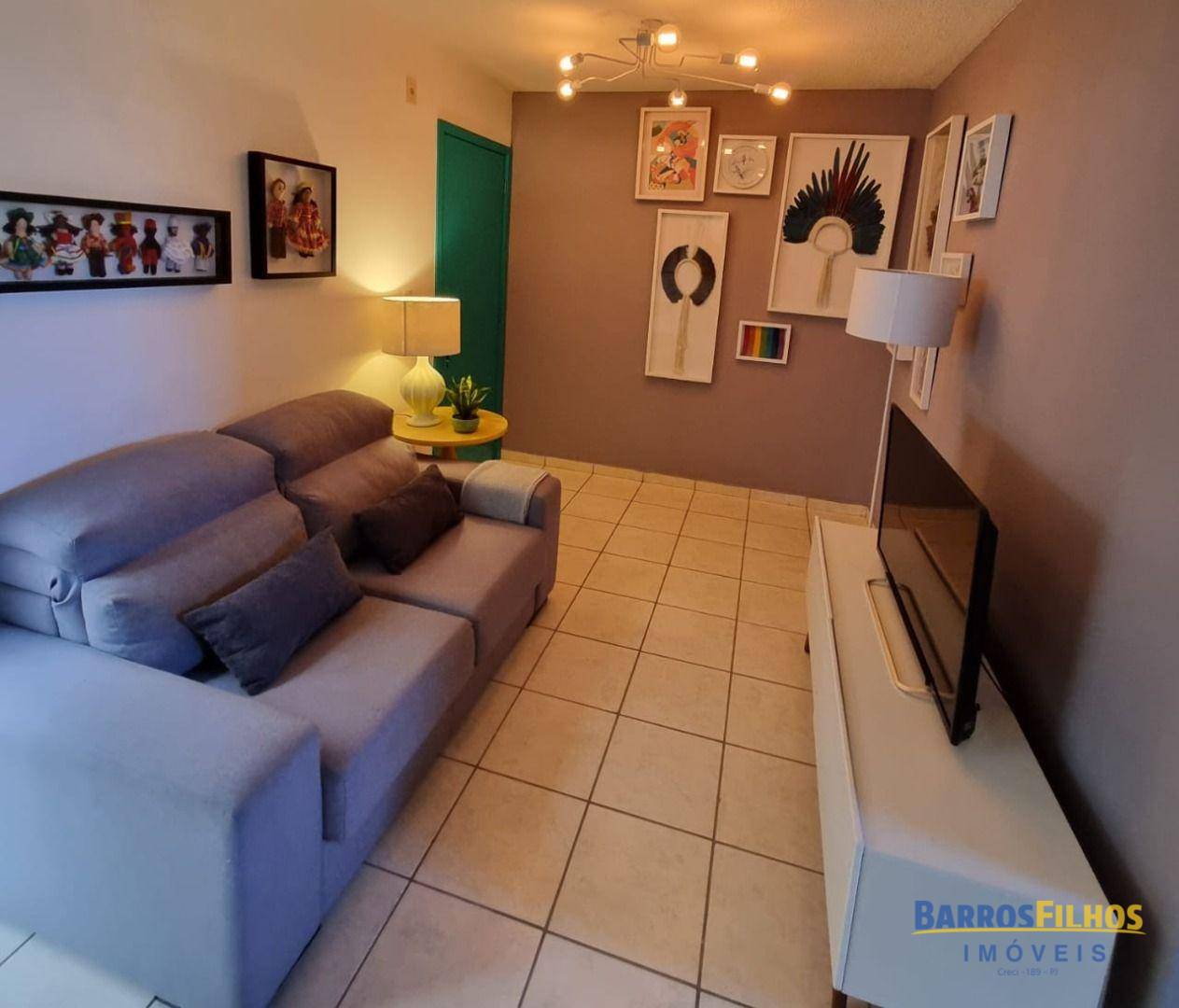 Apartamento à venda com 2 quartos, 60m² - Foto 3