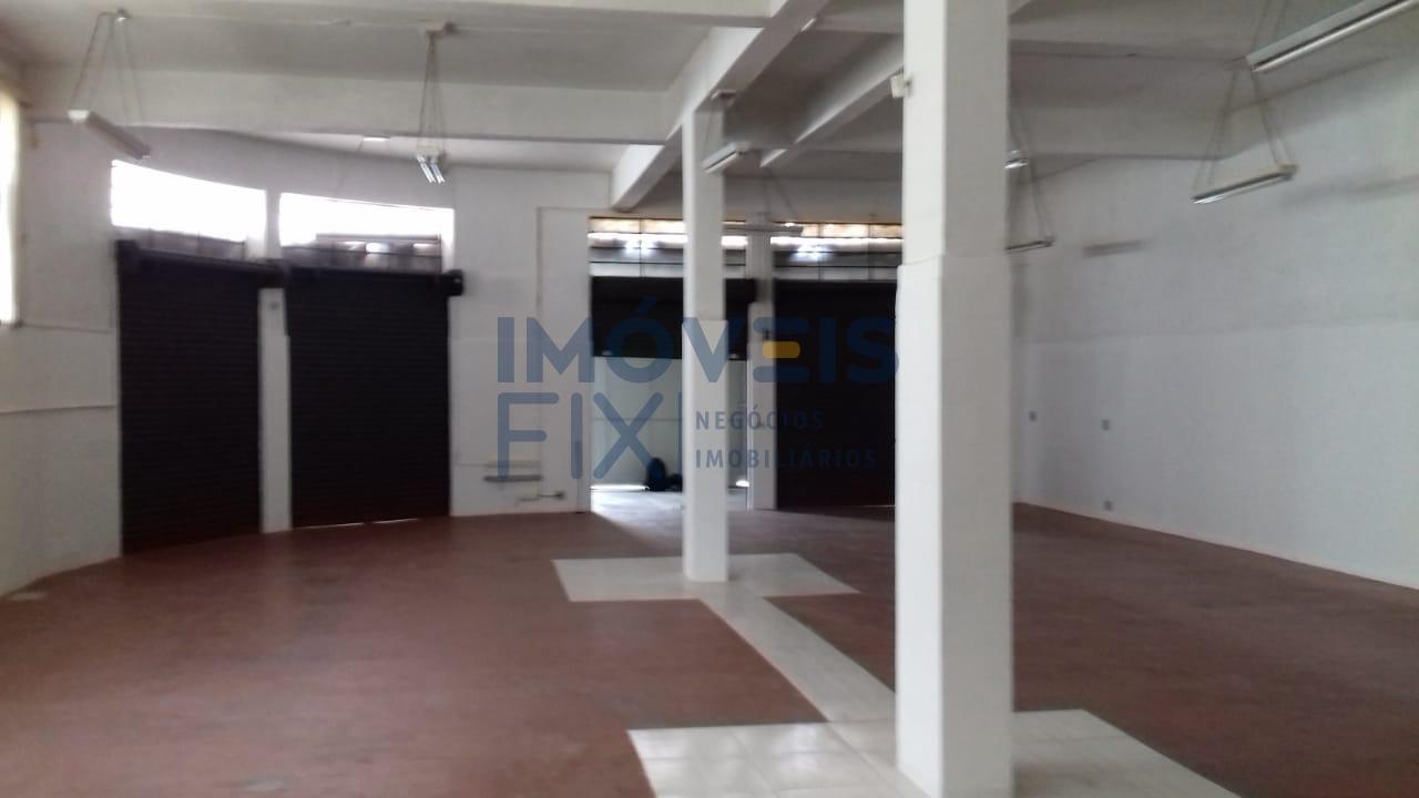 Conjunto Comercial-Sala para alugar com 3 quartos, 300m² - Foto 10