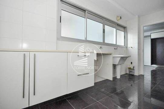 Apartamento à venda com 3 quartos, 176m² - Foto 34