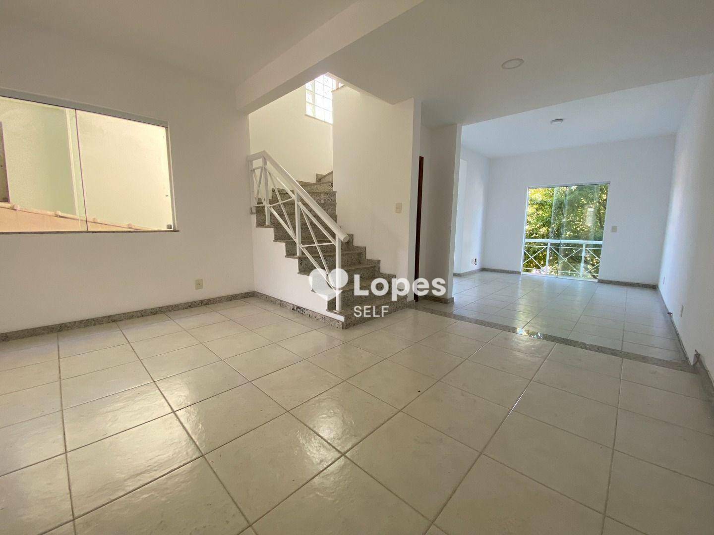 Casa à venda com 3 quartos, 179m² - Foto 3