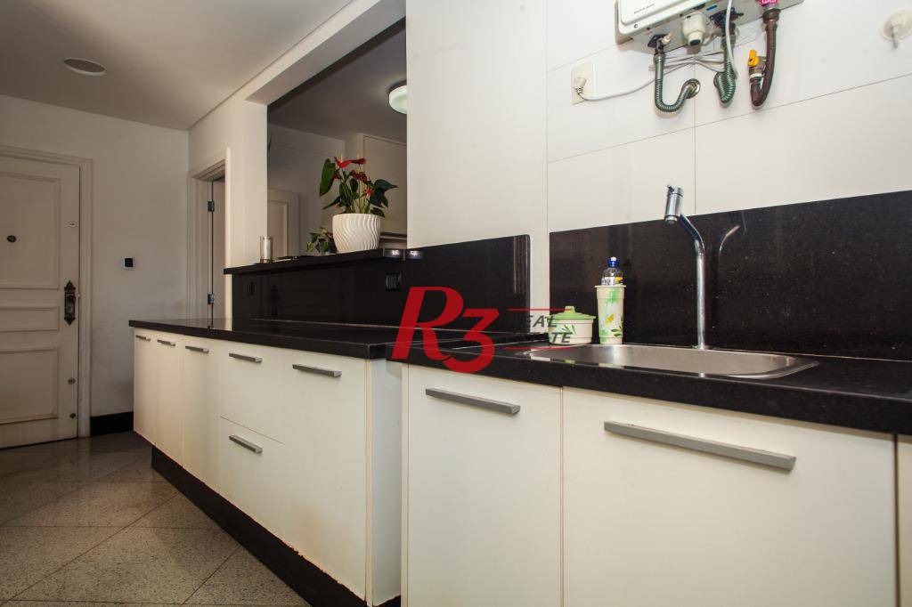 Apartamento à venda com 4 quartos, 198m² - Foto 6