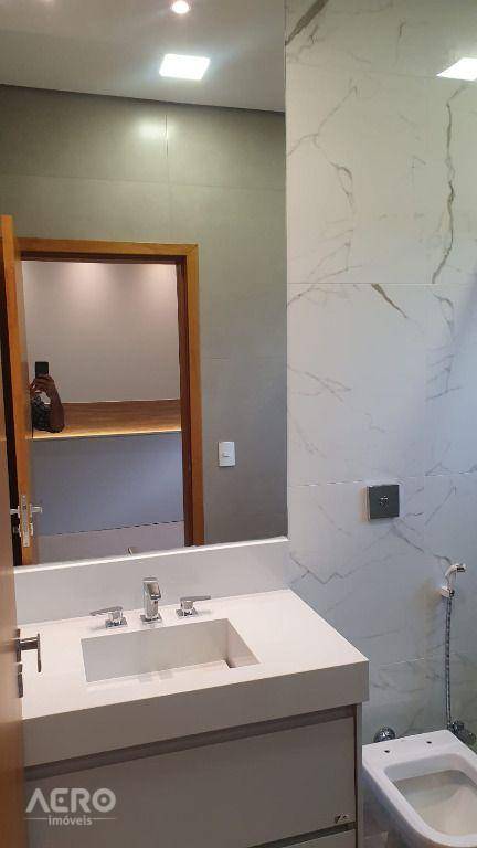Casa de Condomínio à venda com 3 quartos, 240m² - Foto 31