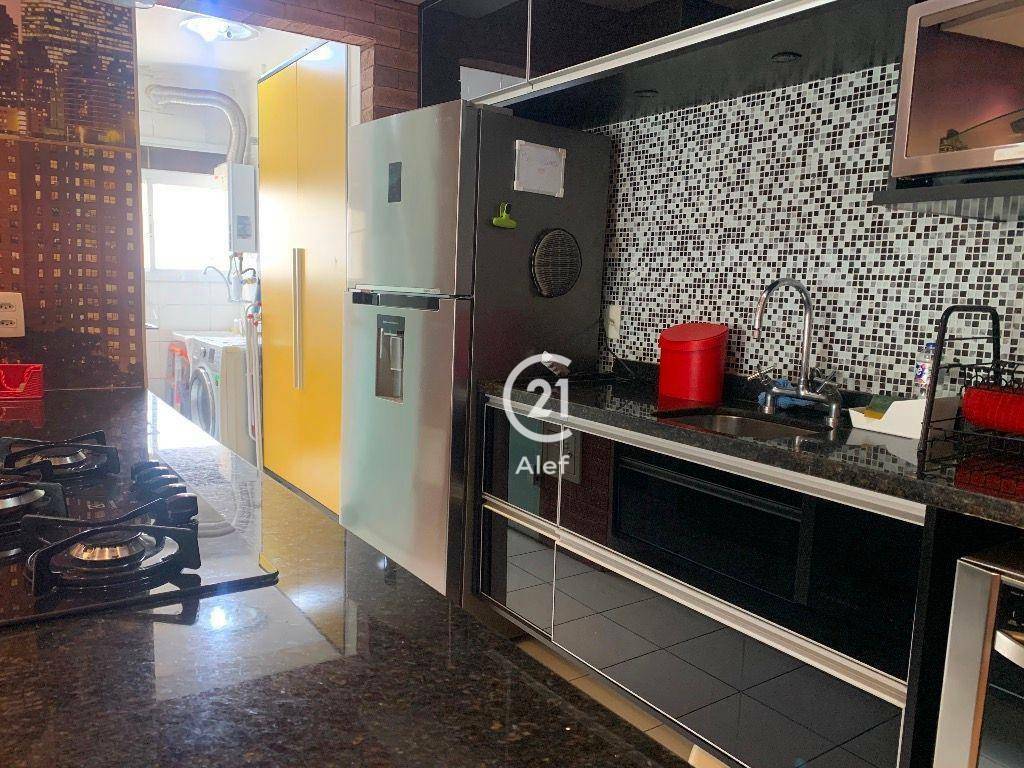 Apartamento para alugar com 2 quartos, 81m² - Foto 7