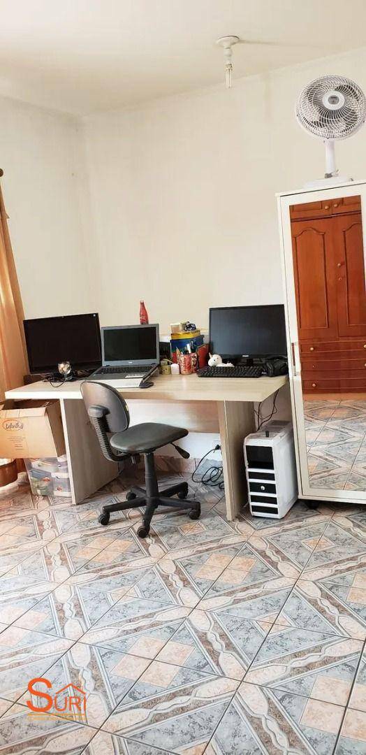 Sobrado à venda com 6 quartos, 143m² - Foto 6