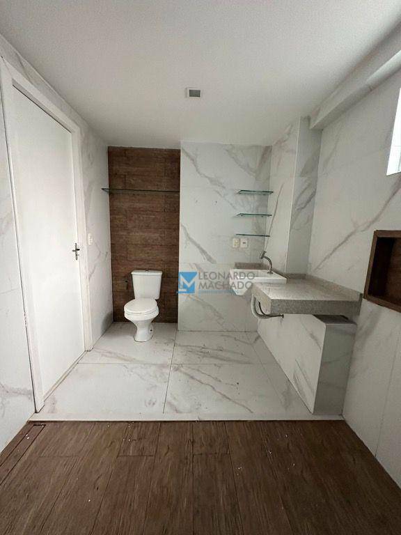 Apartamento à venda com 3 quartos, 210m² - Foto 16