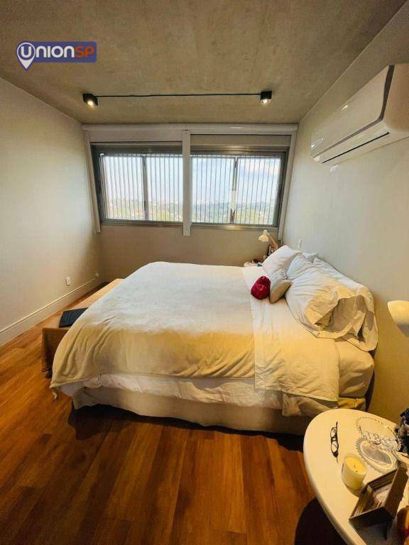 Apartamento à venda com 3 quartos, 180m² - Foto 13