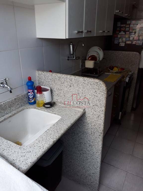 Apartamento à venda com 2 quartos, 53m² - Foto 13