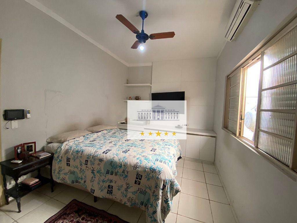 Casa à venda com 3 quartos, 200m² - Foto 16