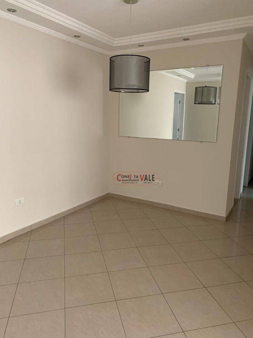 Apartamento para alugar com 4 quartos, 107m² - Foto 3