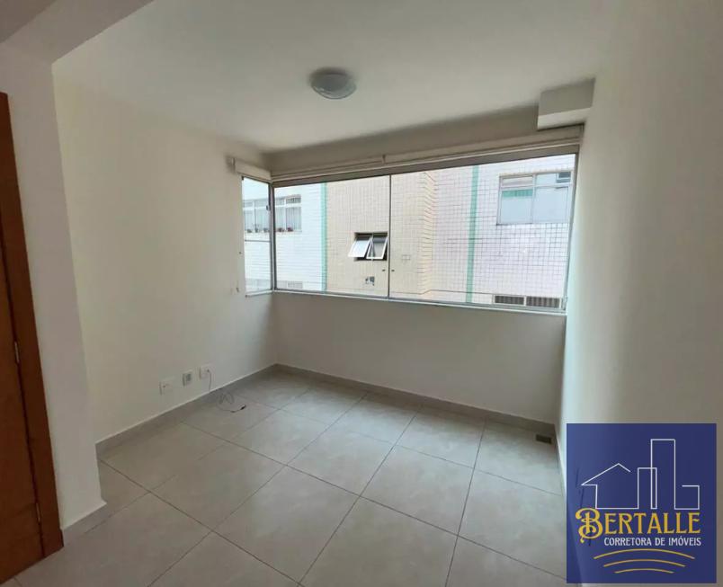 Apartamento à venda com 2 quartos, 75m² - Foto 4