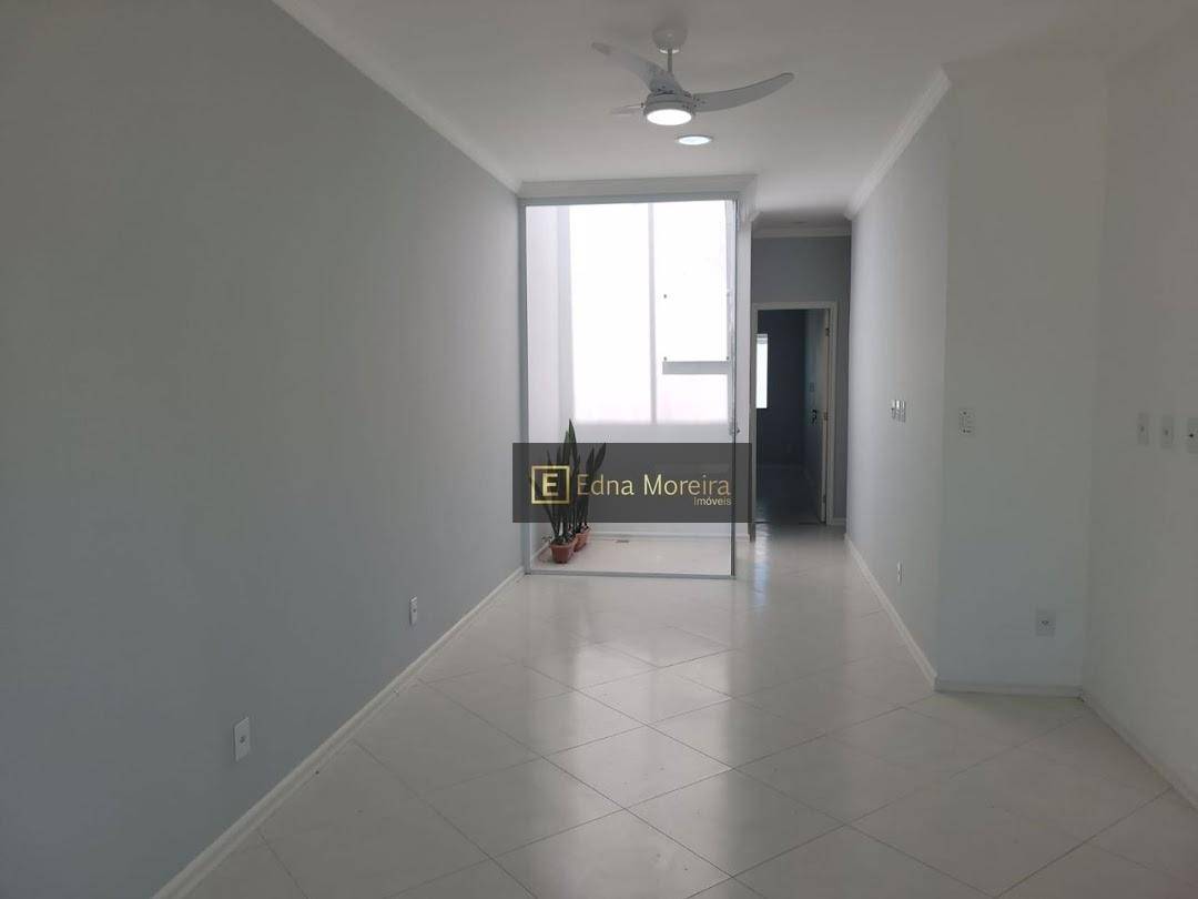 Casa à venda com 3 quartos, 81m² - Foto 5