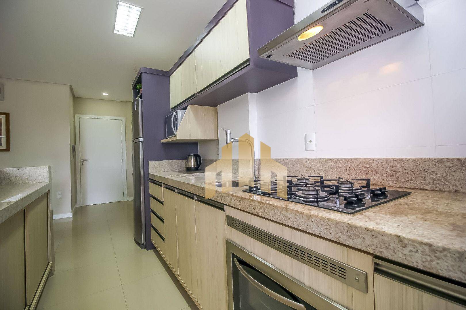 Apartamento à venda com 3 quartos, 174m² - Foto 10