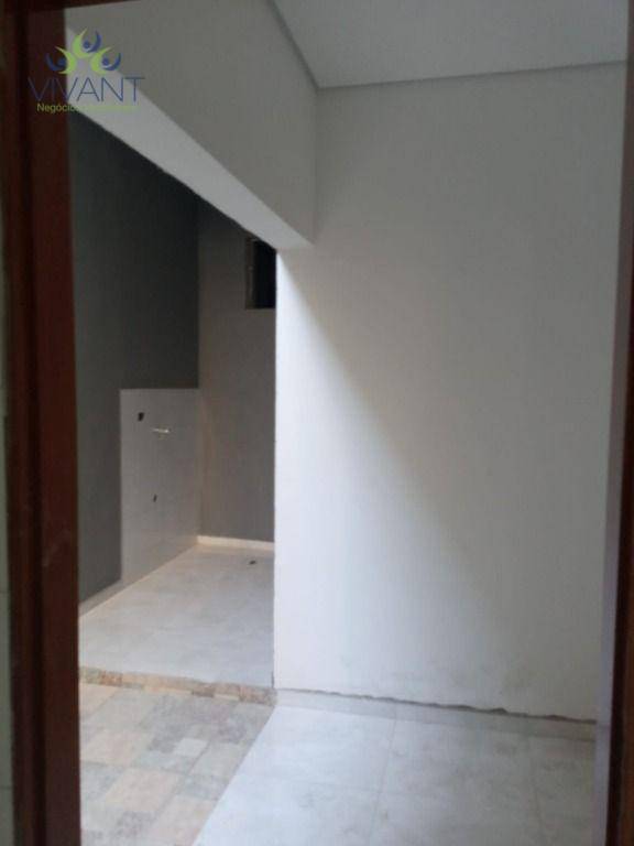 Casa à venda com 3 quartos, 150m² - Foto 3