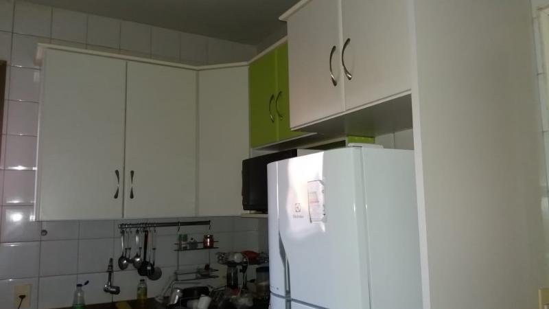 Apartamento à venda com 3 quartos, 107m² - Foto 4