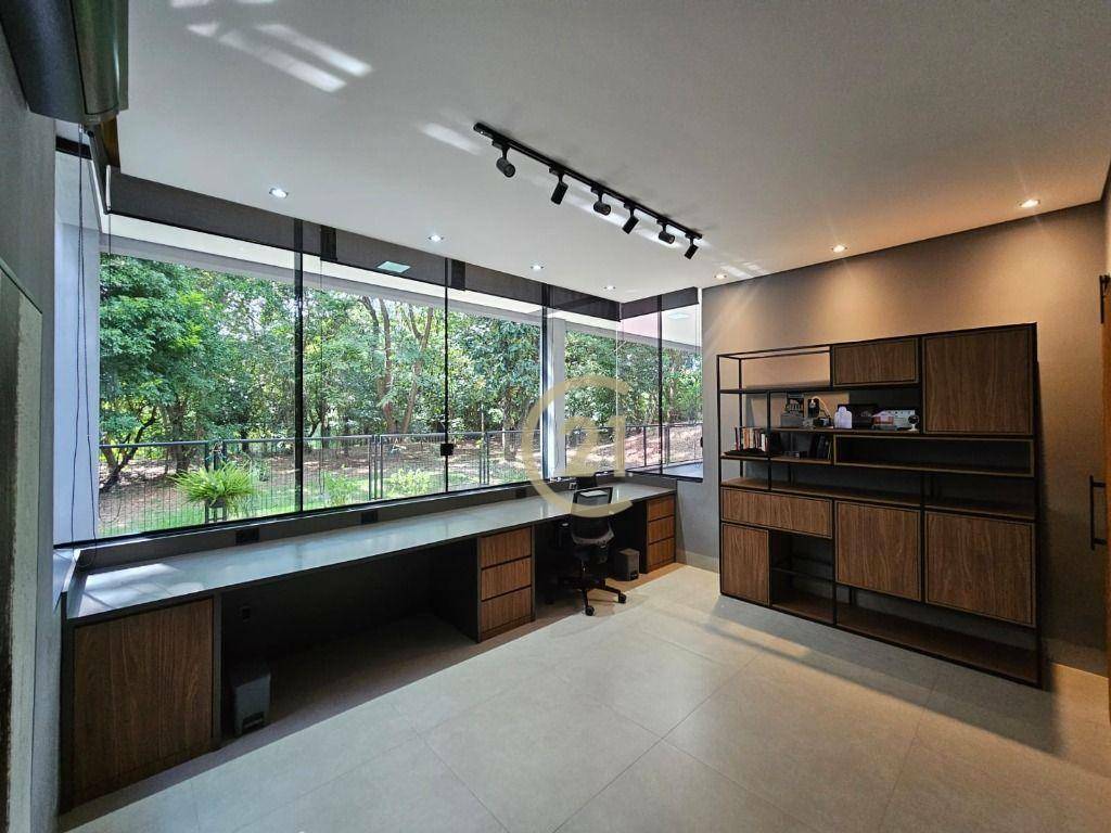 Casa de Condomínio à venda com 4 quartos, 349m² - Foto 3