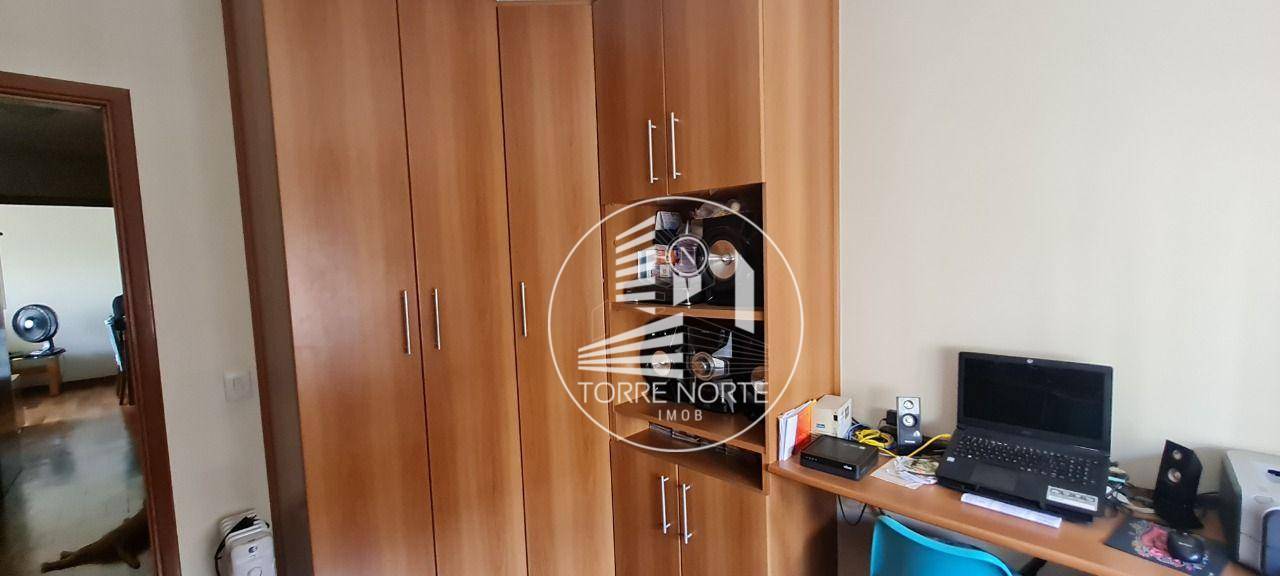 Apartamento à venda com 3 quartos, 97m² - Foto 30