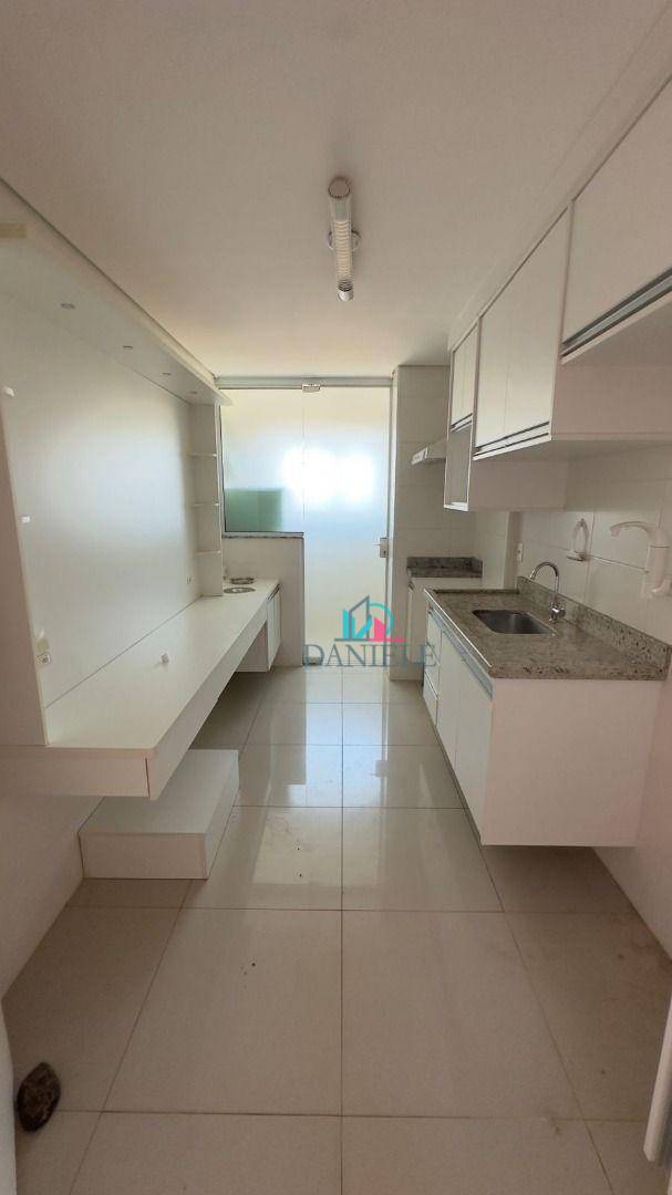 Apartamento à venda com 2 quartos, 69m² - Foto 19