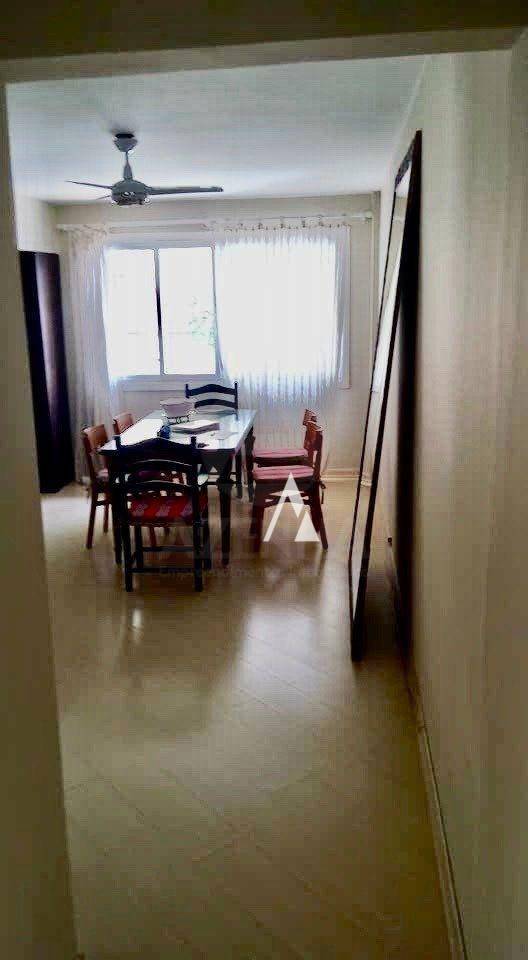 Apartamento à venda com 2 quartos, 82m² - Foto 2